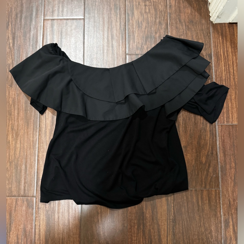 Vince Camuto Black Ruffle Off-Shoulder Top